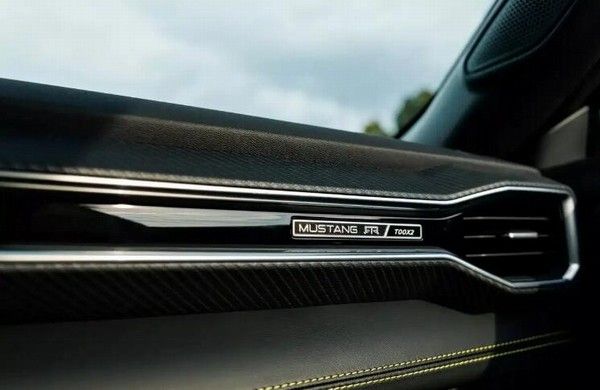 福特Mustang EcoBoost车型专属RTR性能套件