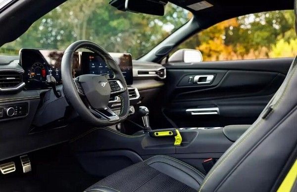 福特Mustang EcoBoost车型专属RTR性能套件