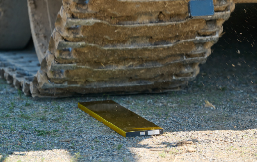 吉利车用动力电池安全与防护关键技术及应用获奖