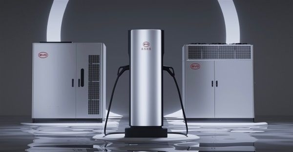 比亚迪加速建设兆瓦闪充站5分钟充电400公里