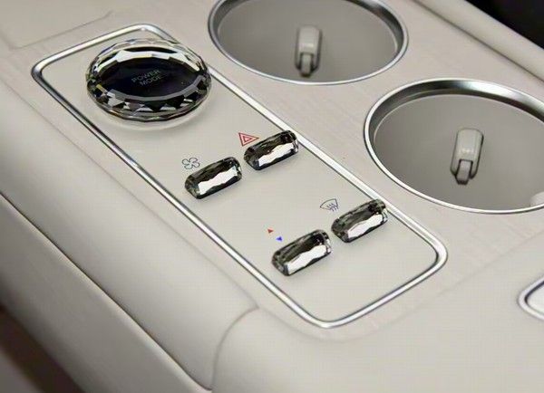 奇瑞风云T11新款2025落地价配置参数价格