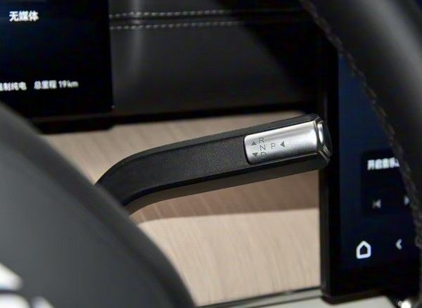 奇瑞风云T11新款2025落地价配置参数价格