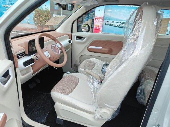 宏光miniev两门版多少钱