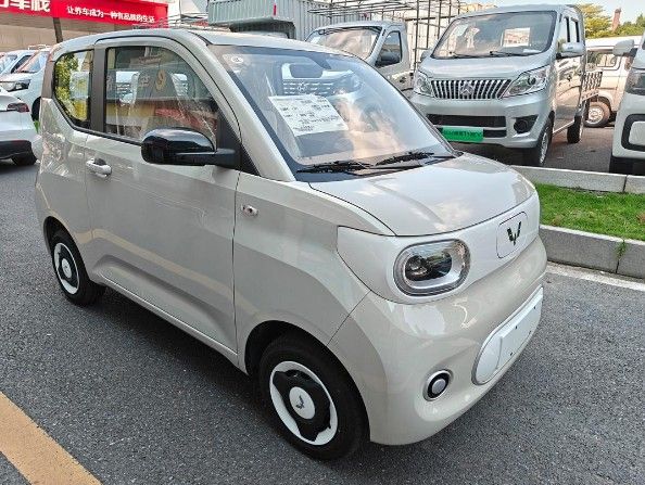 宏光miniev两门版多少钱