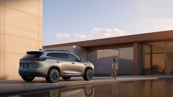 奇瑞星途ET5参数配置价格预售价多少钱