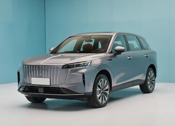 5座中大型SUV红旗HS6 PHEV鸿鹄插混动力