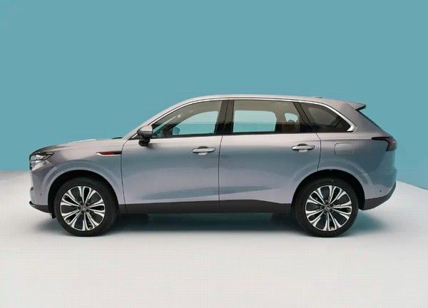 5座中大型SUV红旗HS6 PHEV插混动力开启预售