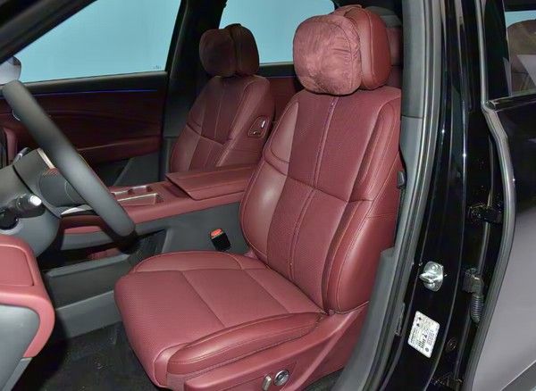 5座中大型SUV红旗HS6 PHEV插混动力开启预售