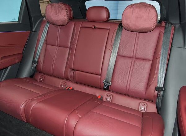 5座中大型SUV红旗HS6 PHEV插混动力开启预售