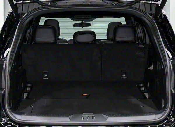 福特探险者昆仑穿越版新增车型上市价格36.98万