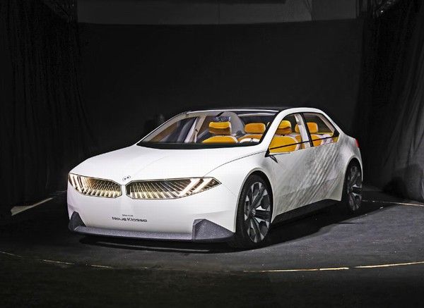 全新一代宝马3系曝光谍照新车或将2026年亮相