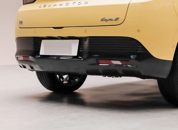 零跑Lafa5开启预售8295芯片激光雷达价格10.58万起