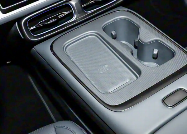 零跑Lafa5开启预售8295芯片激光雷达价格10.58万起