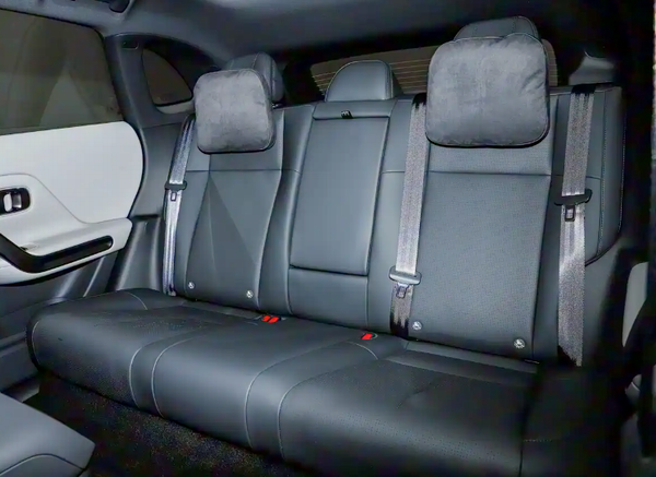 零跑Lafa5开启预售8295芯片激光雷达价格10.58万起