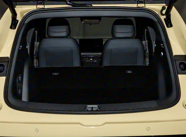 零跑Lafa5开启预售8295芯片激光雷达价格10.58万起