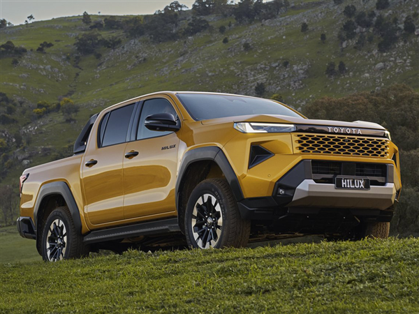 丰田汽车发布全新HiLux官图海拉克斯皮卡纯电版