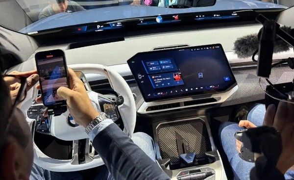 2026年上市宝马iX3全新设计纯电动专属平台NCAR