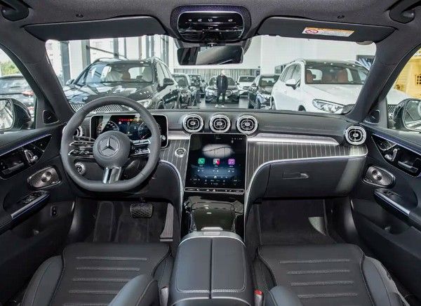 2026新款奔驰C级上市价格参数配置动力升级