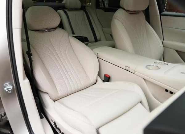 岚图追光L预售价定档12月上市豪华轿车参数配置