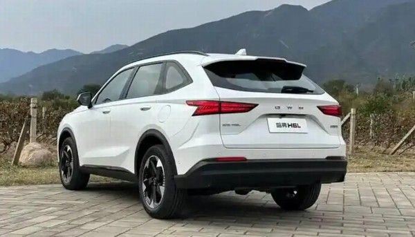 中型SUV长城哈弗H6L正式上市新车外观内饰升级