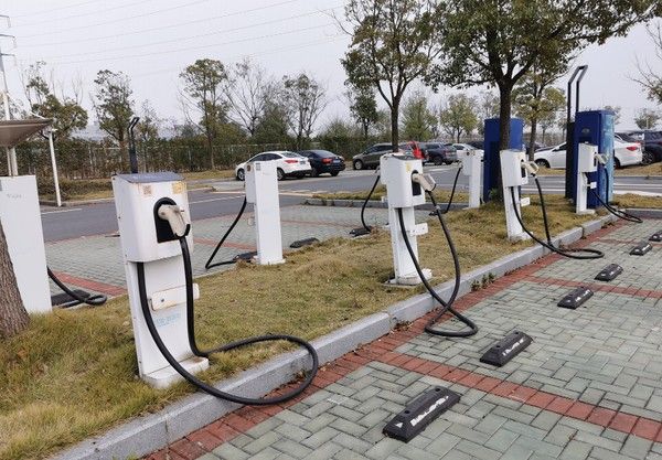 我国电动汽车充电基础设施总数达到1864.5万个