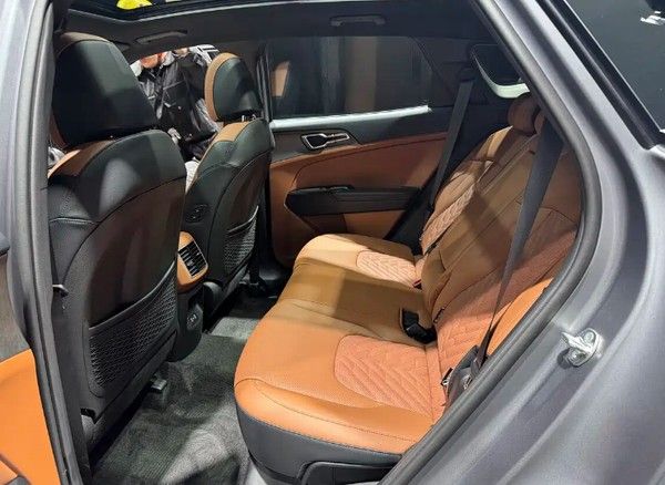 中期改款起亚狮铂拓界新车将在广州车展上首发亮相