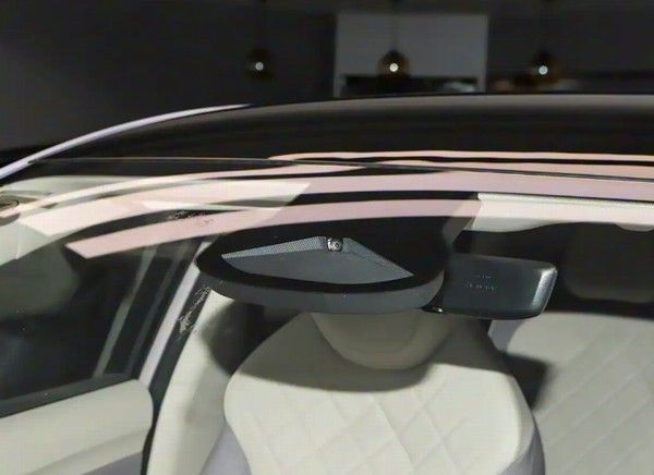 MG4半固态安芯版将于广州车展亮相价格参数配置