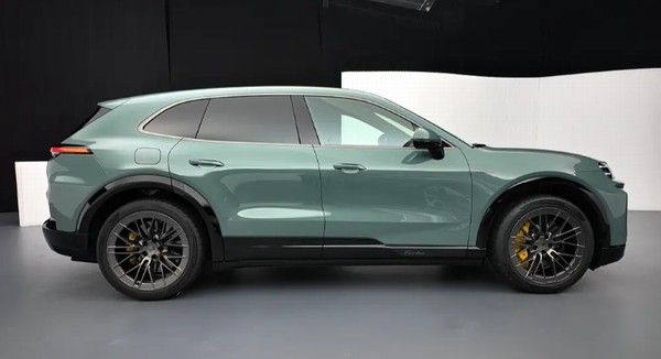 纯电动保时捷Cayenne继Macan EV后纯电动SUV
