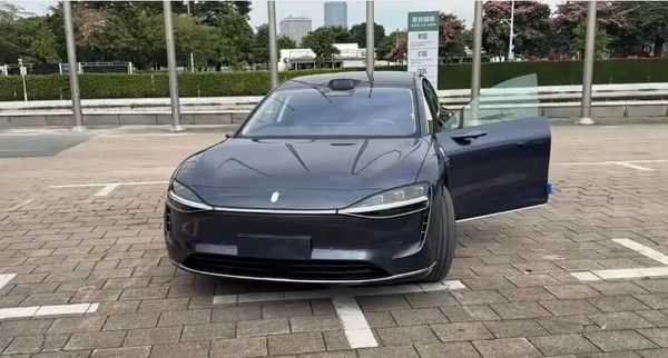 新款享界S9实车现身价格参数配置11月20日上市