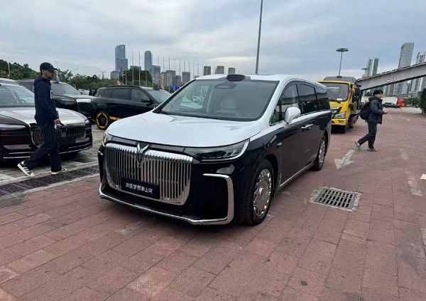 岚图梦想家山河版11月21日正式上市价格配置参数