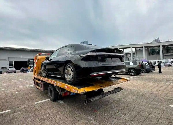 昊铂A800实车图新车将在广州车展正式揭晓内饰