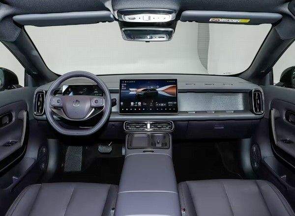 零跑Lafa5将于11月27日上市价格参数配置电池续航