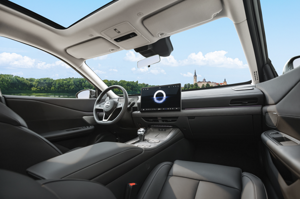 新势力燃油车天籁鸿蒙座舱正式上市价格参数配置