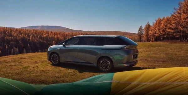 小鹏X9增程版超级增程续航超1600公里