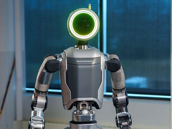 谷歌DeepMind推进GeminiAI成通用机器人控制平台