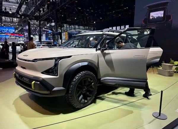 起亚全新力作EV5 Weekender(探享者)全球首发