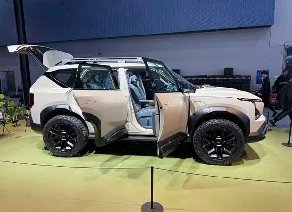 起亚全新力作EV5 Weekender(探享者)全球首发