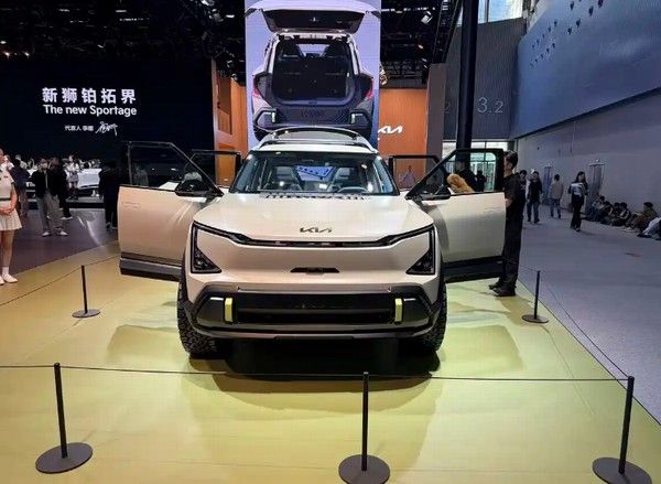 起亚全新力作EV5 Weekender(探享者)全球首发