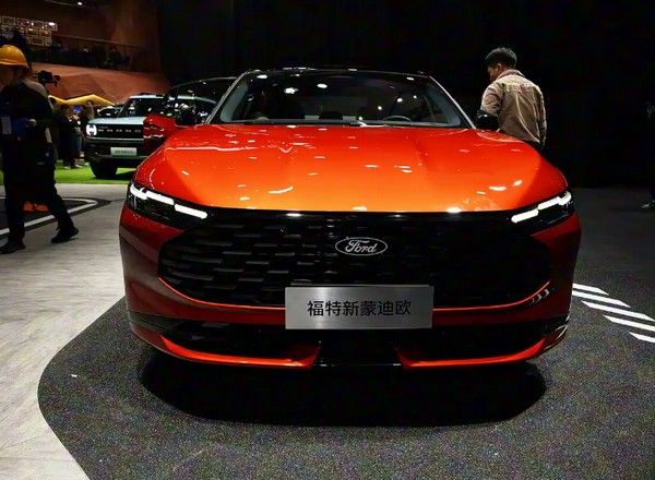 新款福特蒙迪欧正式发布2.0T发动机动力获得提升