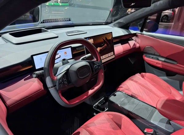 领克品牌旗下紧凑型SUV领克Z20曜红版正式上市价格