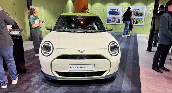 电动MINI COOPER PAUL SMITH设计师款专属颜色