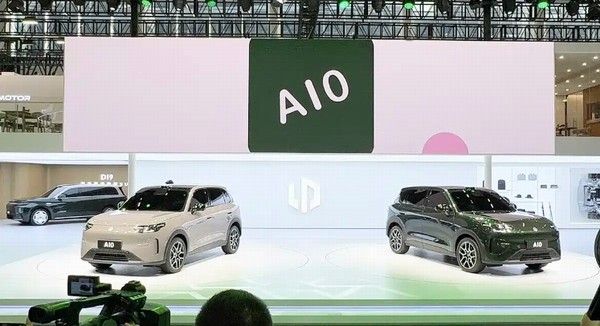 零跑A10纯电动小型SUV价格参数配置2026年上市