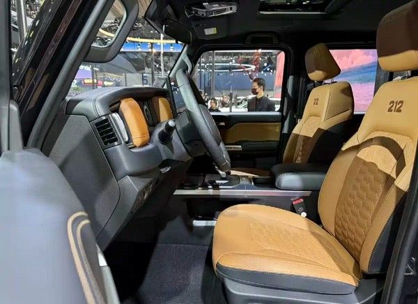 212 T01长风柴油版车型正式首发亮相外观更野性硬派