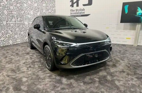 smart#3KeithHaring艺术特别版全球限量1000台