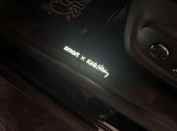 smart#3KeithHaring艺术特别版全球限量1000台