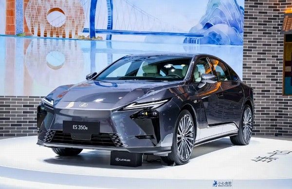 雷克萨斯中大型轿车全新一代ES将2026年4月上市