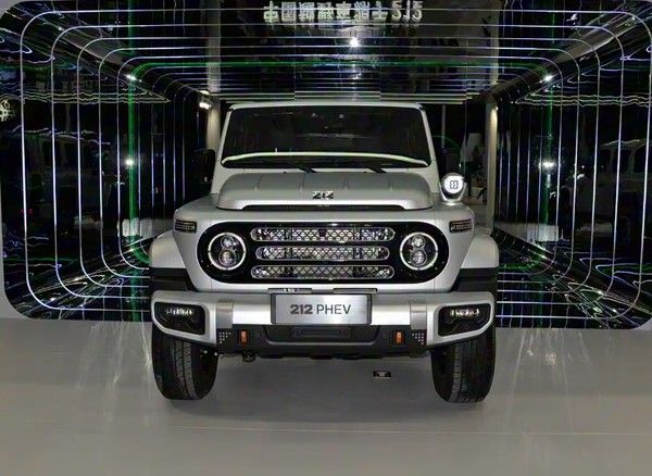 全新212 T01 PHEV紧凑型SUV将于2026年上市