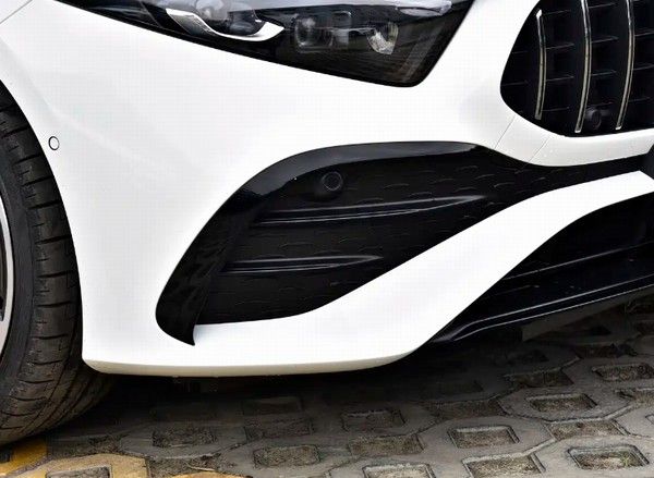 2026款奔驰A级AMG上市价格参数配置零百加速3秒