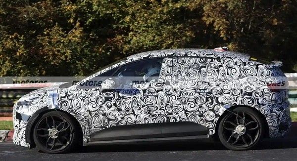 奥迪SQ2 e-tron谍照曝光2026年首发2027年上市