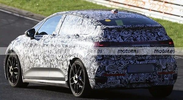 奥迪SQ2 e-tron谍照曝光2026年首发2027年上市